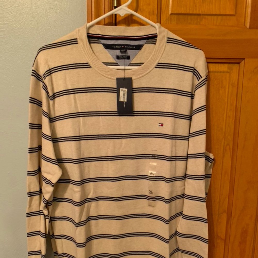 Tommy Hilfiger Men's Sweater